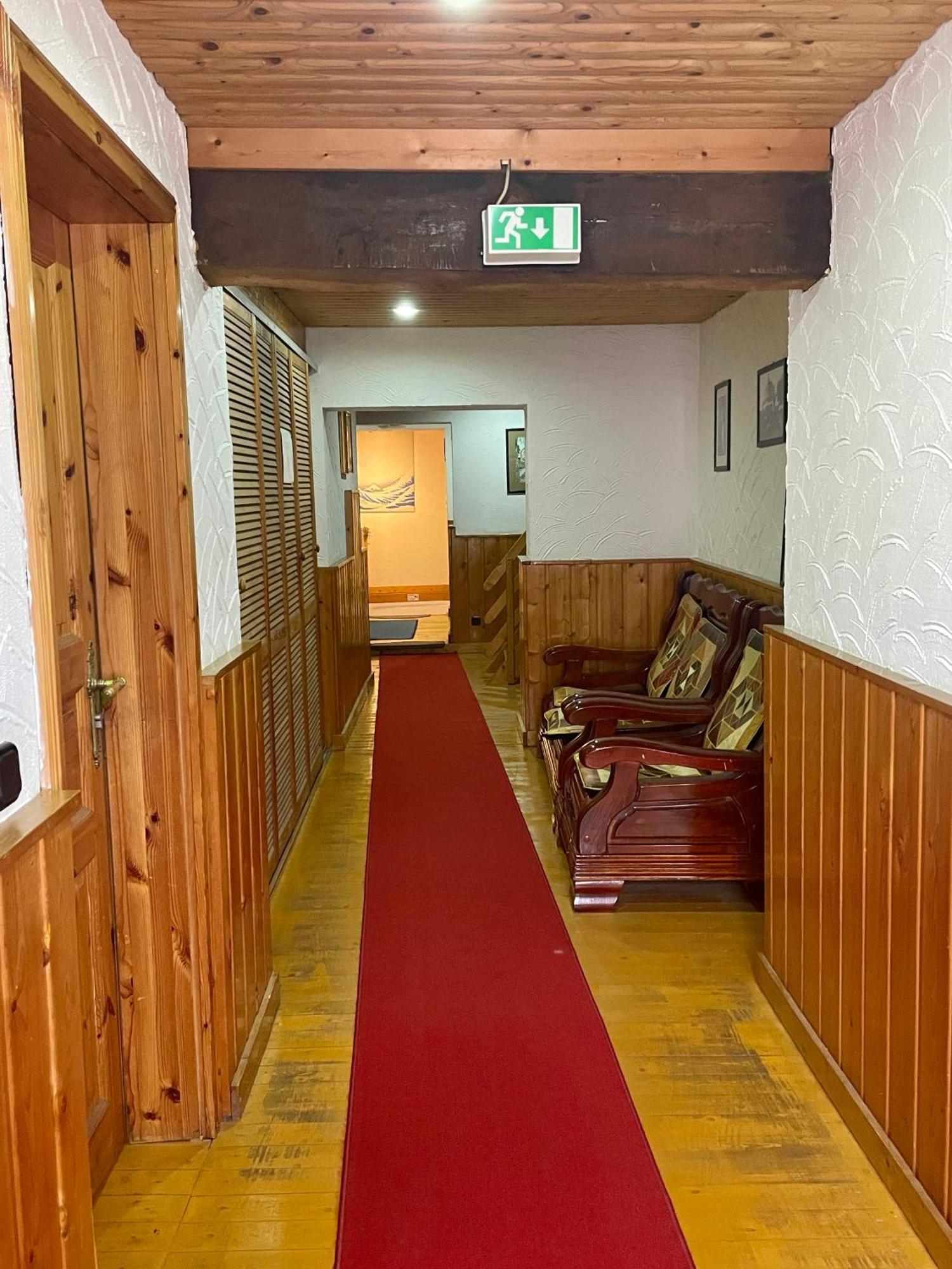 Hotel Altes Faehrhaus Ντούισμπουργκ Εξωτερικό φωτογραφία