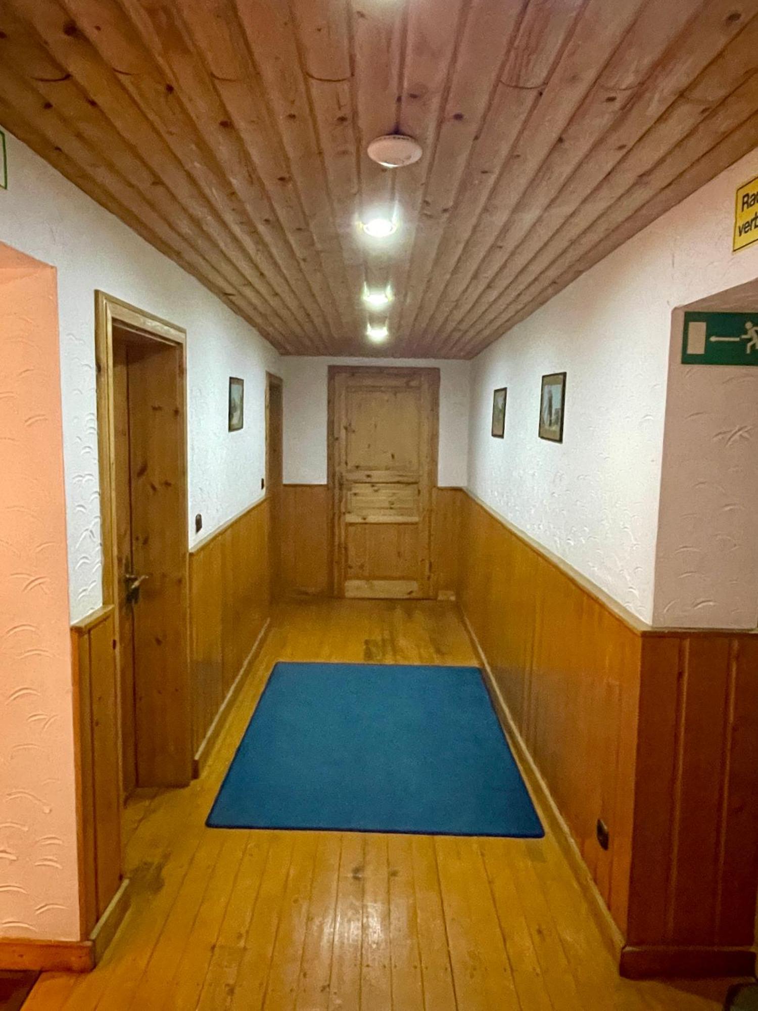 Hotel Altes Faehrhaus Ντούισμπουργκ Εξωτερικό φωτογραφία